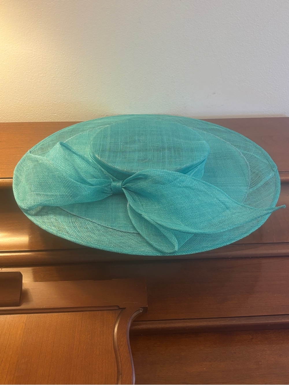KaKyCo Turquoise Large Wide Brim Sinamay Dress Hat Sheer Crinoline Bow Accent